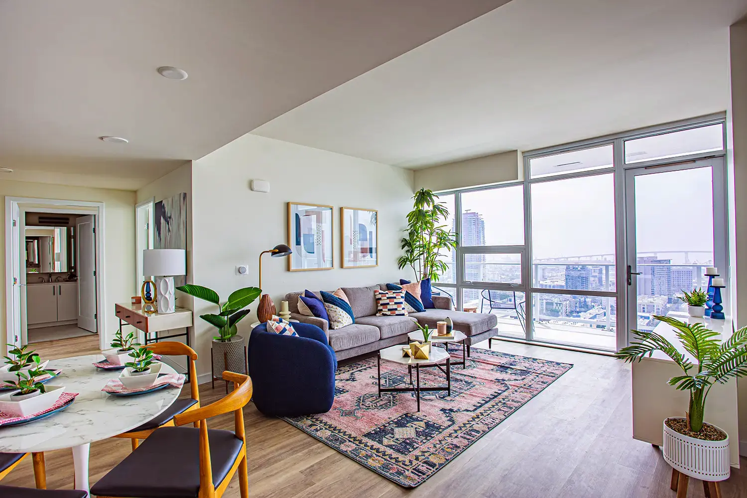 Broadway-Towers-Apartments-5